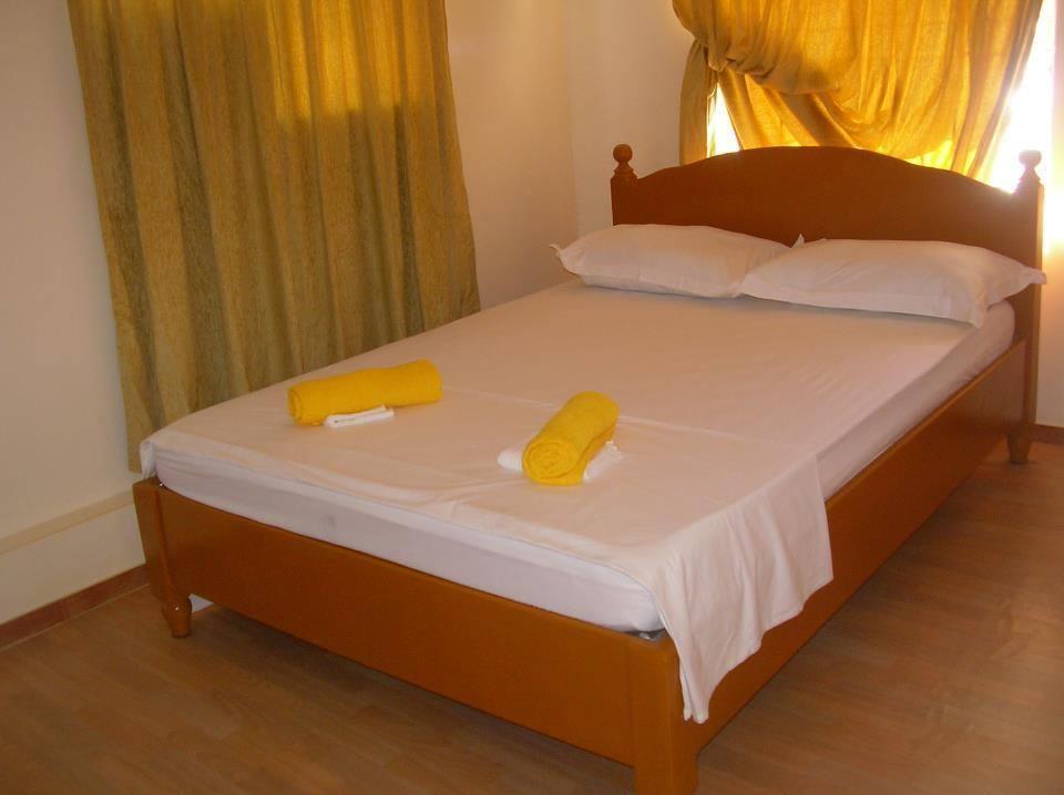 Surigao Tourist Inn Екстер'єр фото